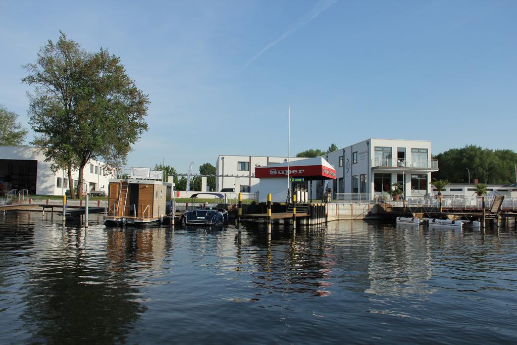 Hotel Marina Niederhavel Brandenburg  Exterior foto